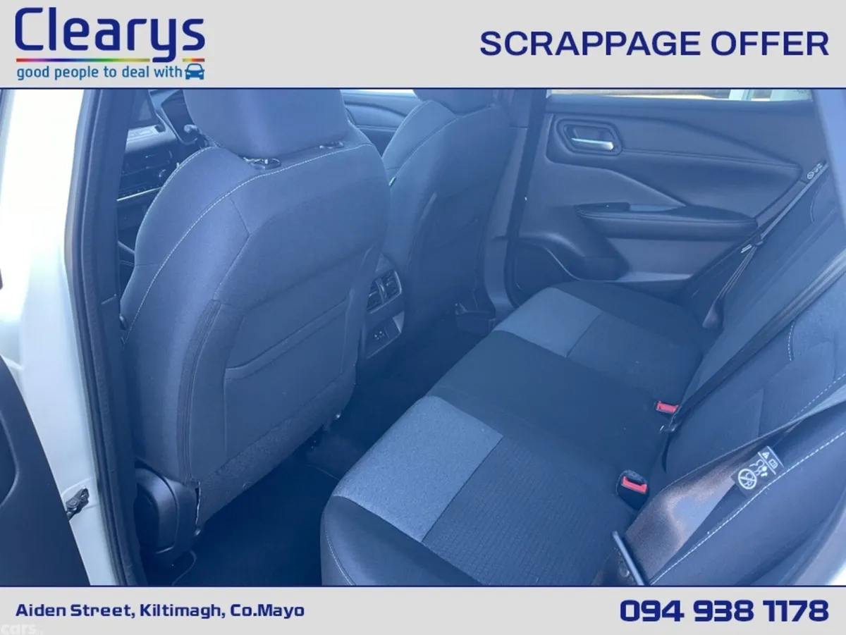Nissan Qashqai MPV, Petrol Hybrid, 2023, White