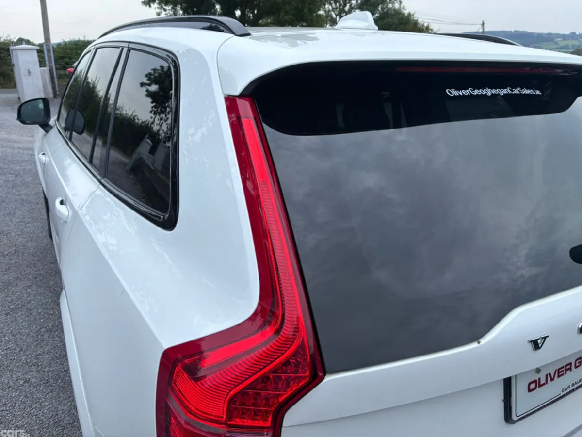 Volvo XC90 SUV, Petrol Plug-in Hybrid, 2020, White