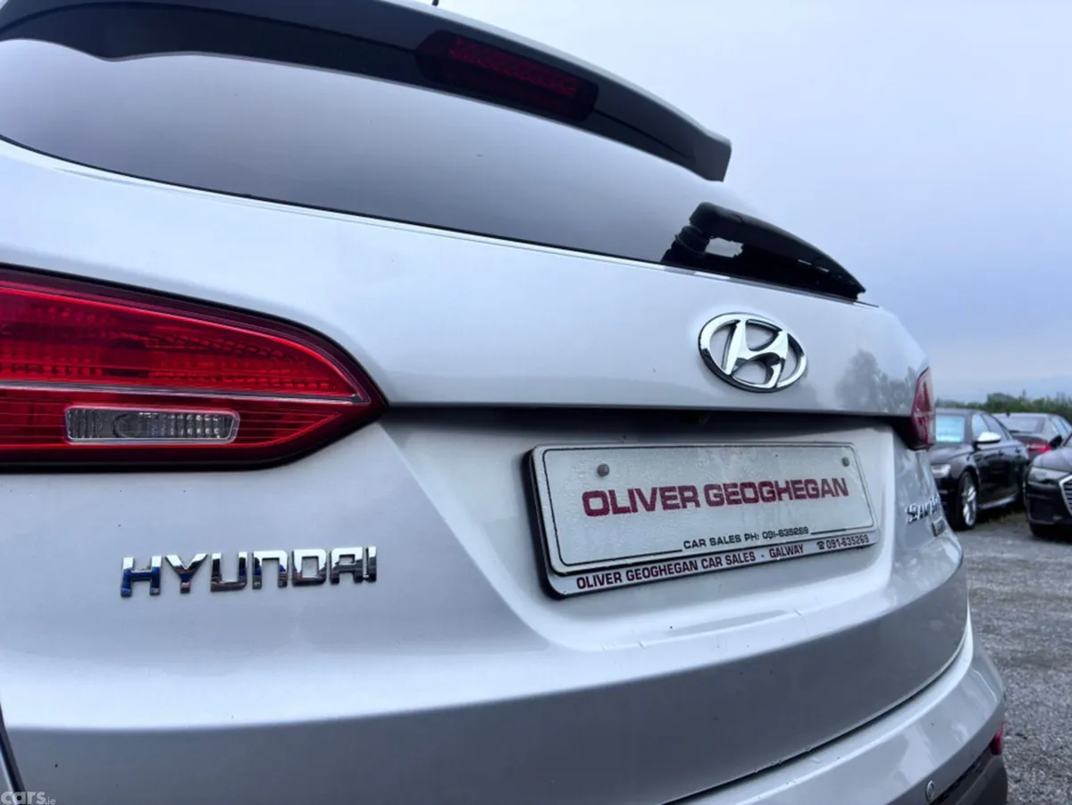 Hyundai Santa Fe SUV, Diesel, 2015, Silver