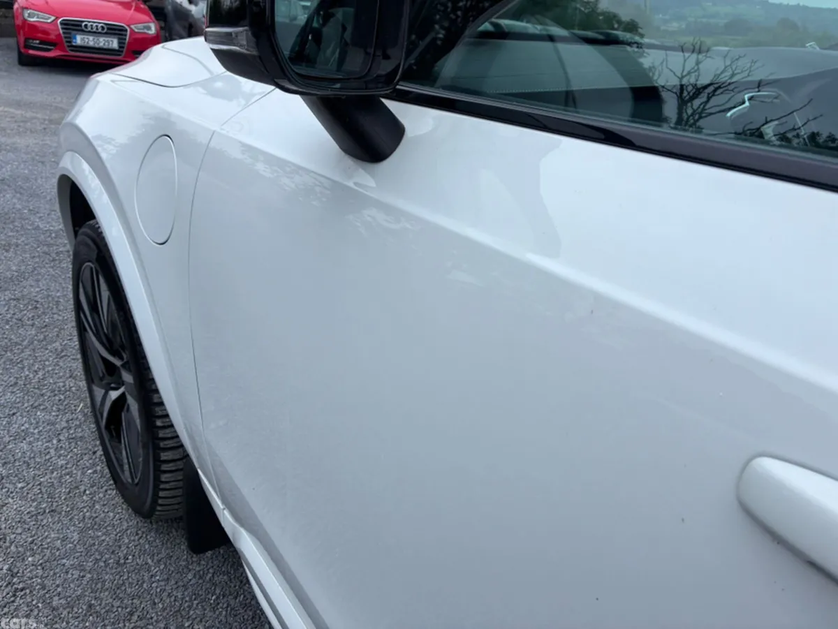 Volvo XC90 SUV, Petrol Plug-in Hybrid, 2020, White