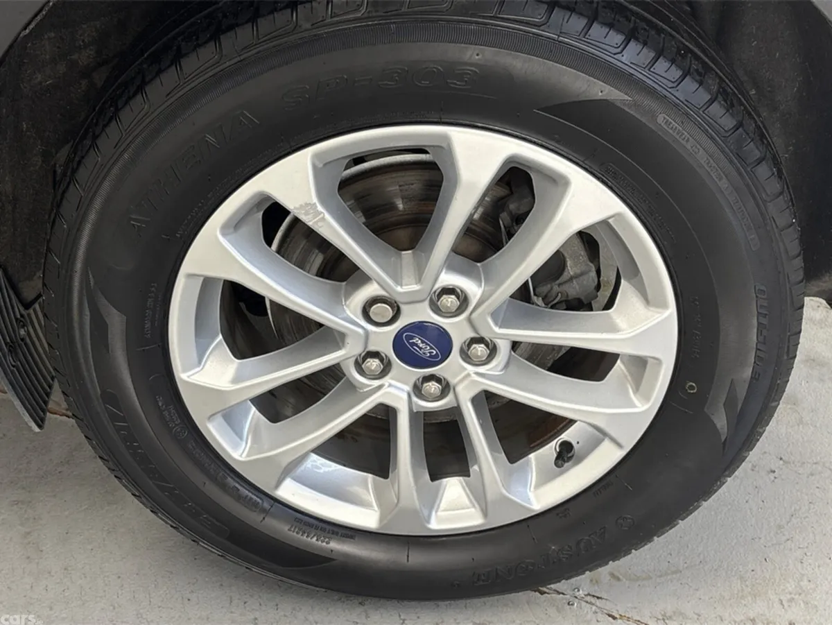 Ford Kuga MPV, Petrol Hybrid, 2022, Grey