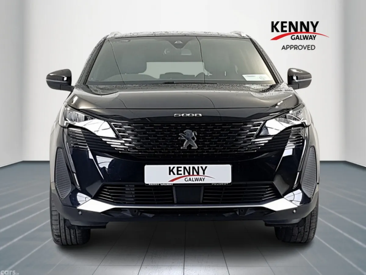 Peugeot 5008 MPV, Diesel, 2024, Black