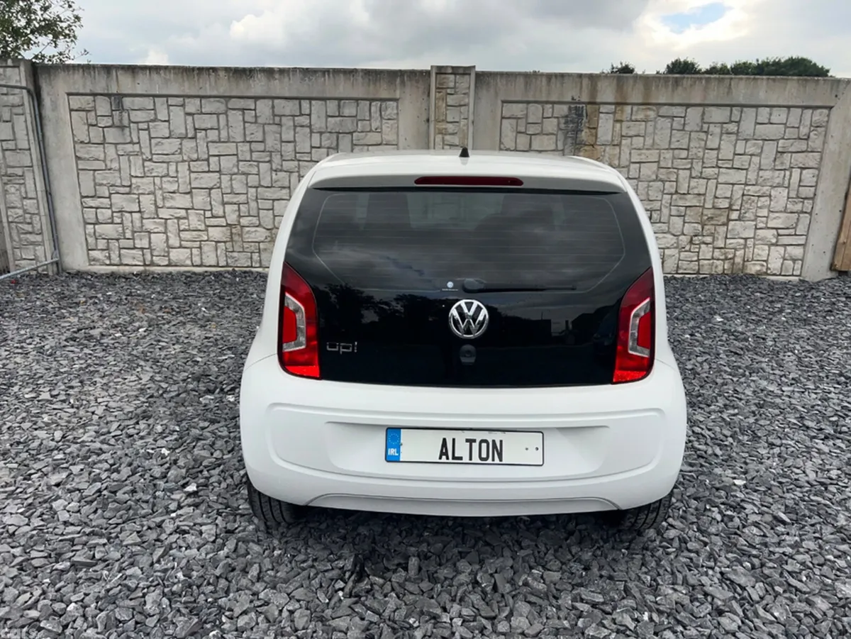 Volkswagen up! Hatchback, Petrol, 2015, White