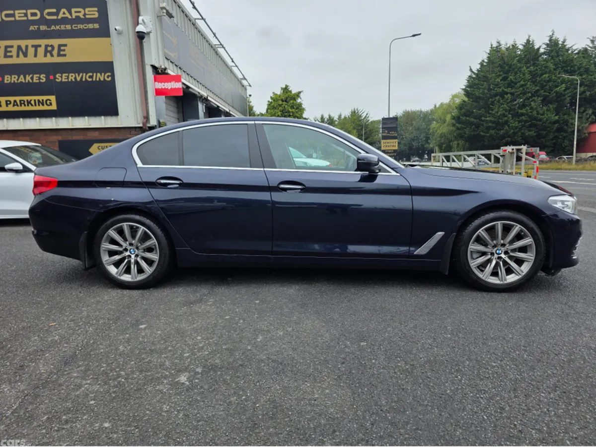 BMW 5-Series Saloon, Diesel, 2017, Blue