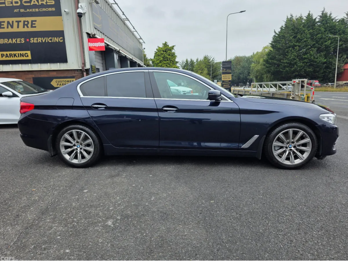 BMW 5-Series Saloon, Diesel, 2017, Blue