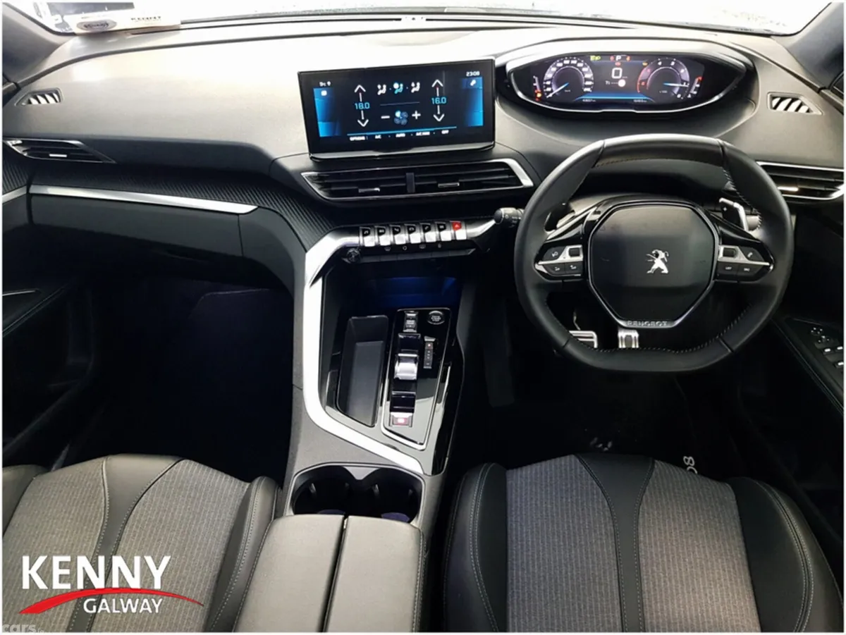 Peugeot 5008 MPV, Diesel, 2024, Black