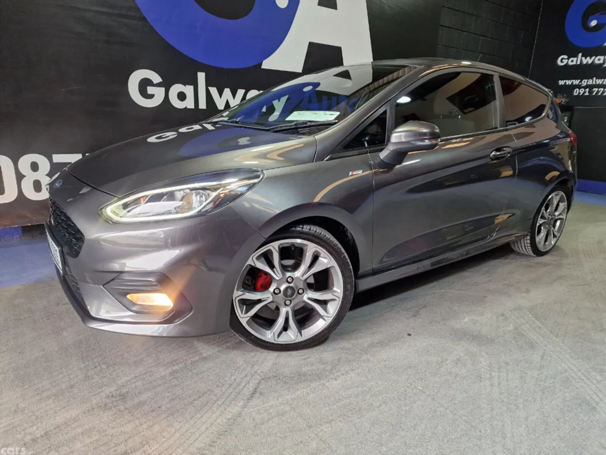 Ford Fiesta Hatchback, Petrol, 2018, Grey