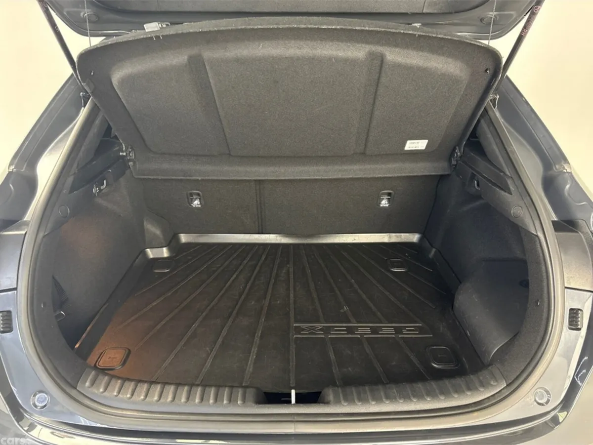 Kia XCeed Hatchback, Petrol Hybrid, 2022, Grey
