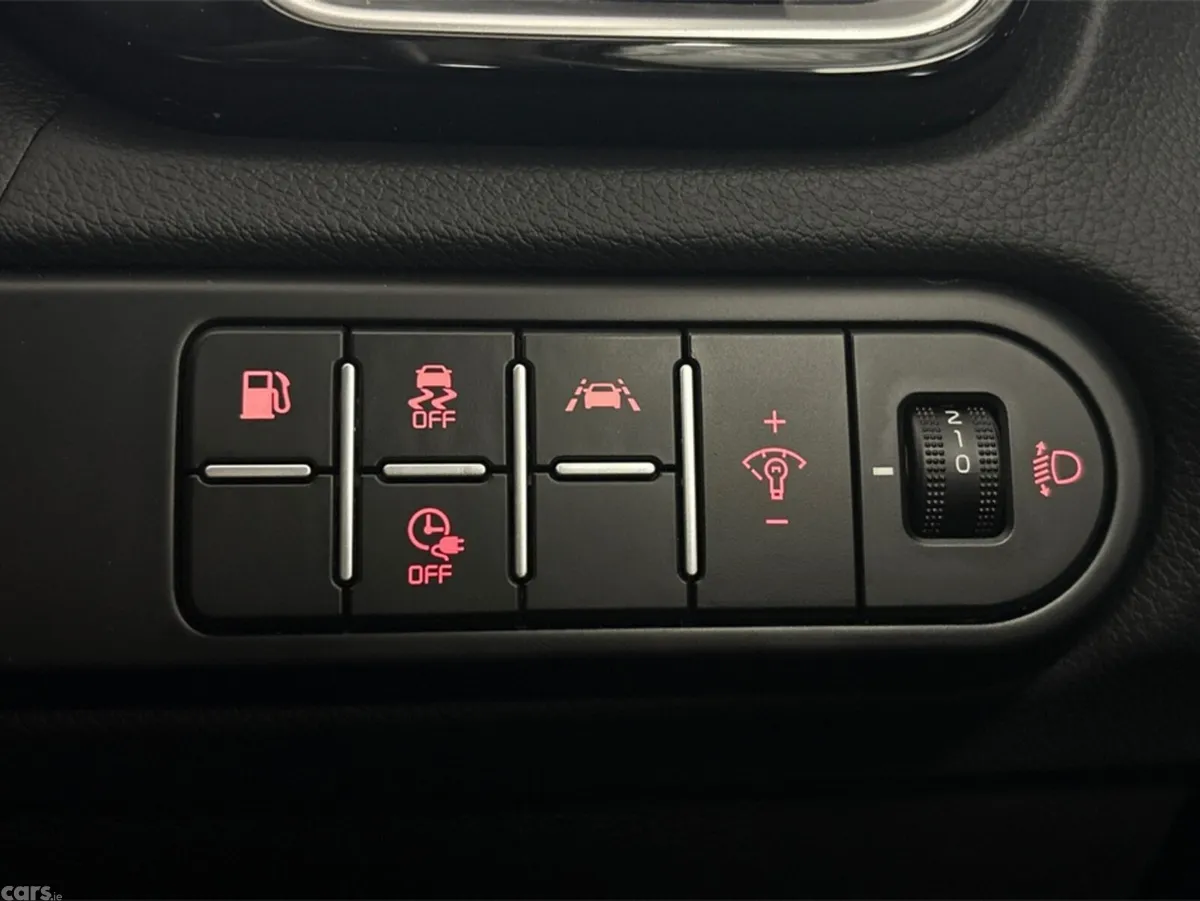 Kia XCeed Hatchback, Petrol Hybrid, 2022, Grey