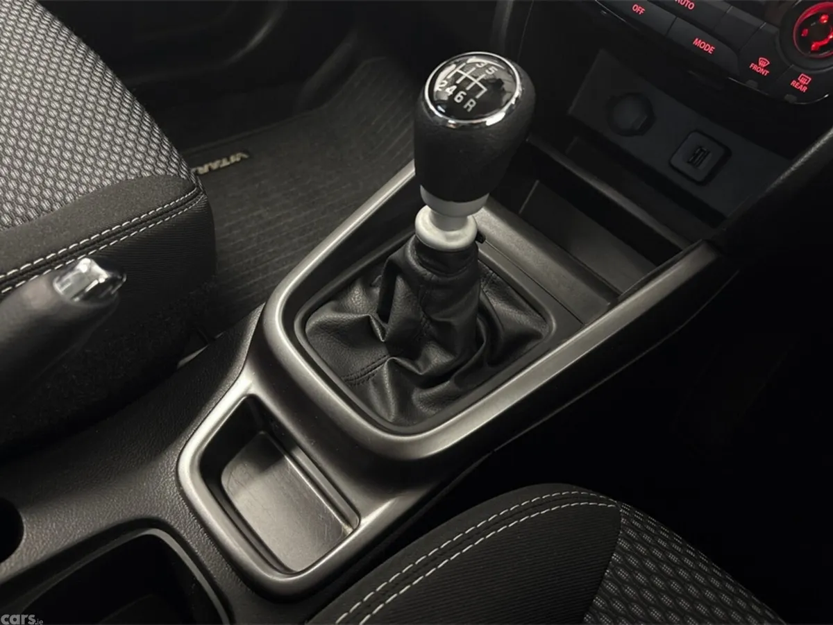 Suzuki Vitara SUV, Petrol, 2023, Red