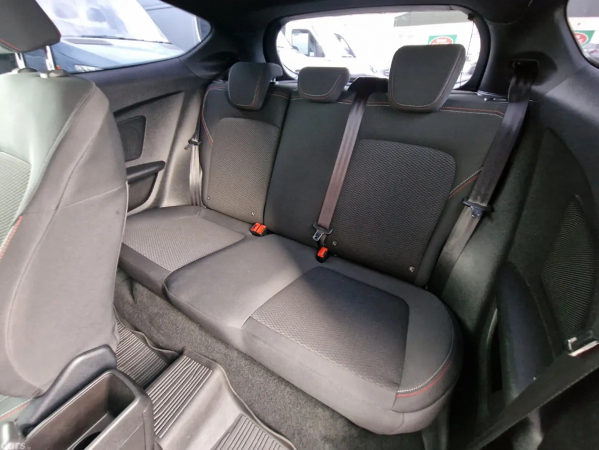 Ford Fiesta Hatchback, Petrol, 2018, Grey