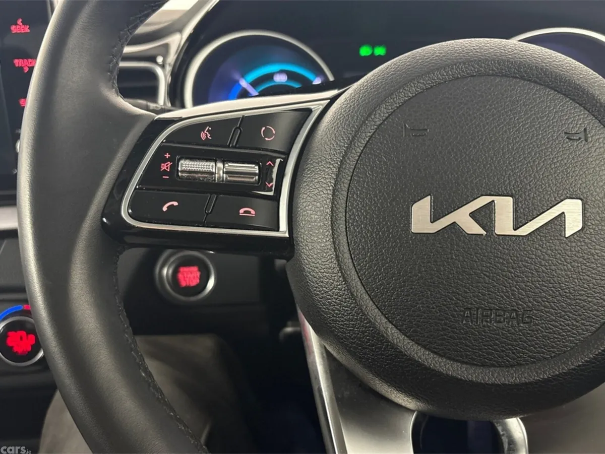 Kia XCeed Hatchback, Petrol Hybrid, 2022, Grey