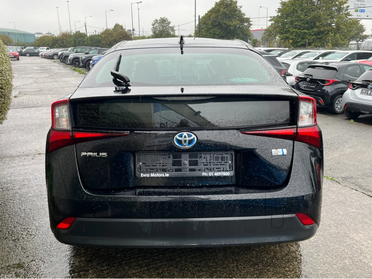 Toyota Prius Saloon, Petrol Hybrid, 2021, Black