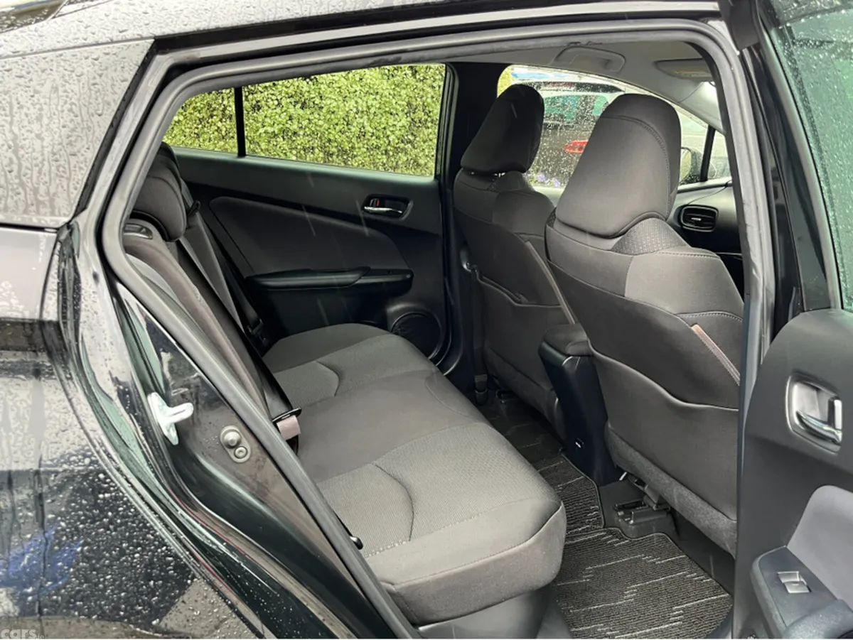 Toyota Prius Saloon, Petrol Hybrid, 2021, Black