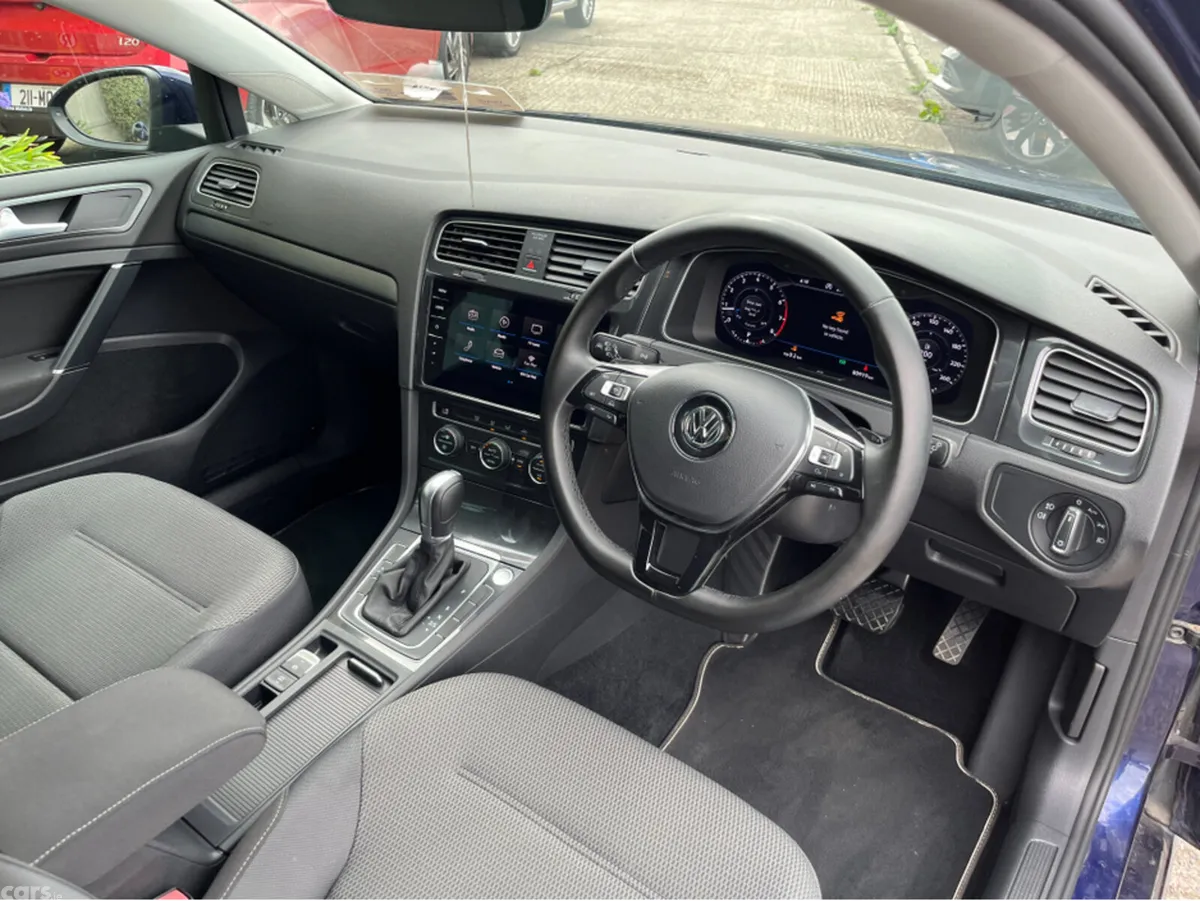 Volkswagen Golf Hatchback, Petrol, 2018, Blue