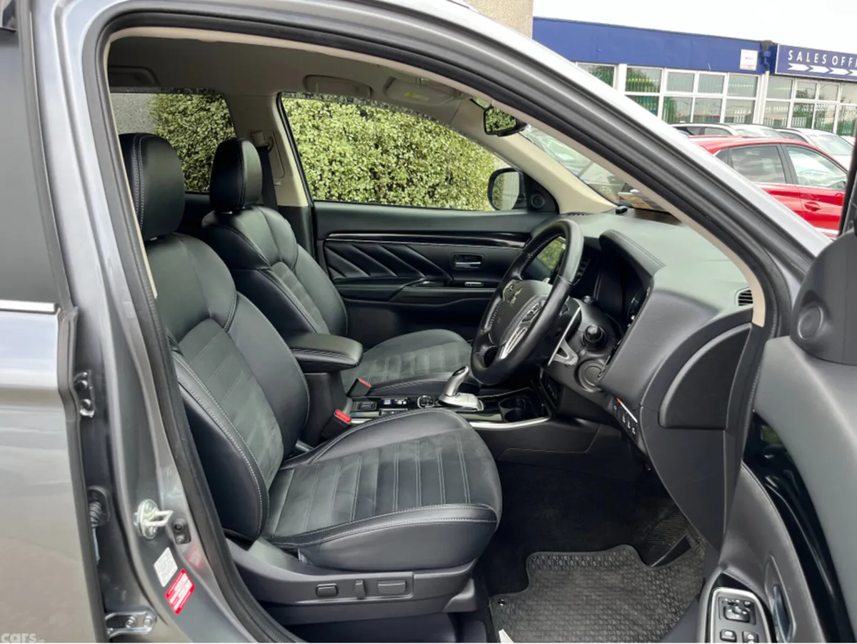 Mitsubishi Outlander SUV, Petrol Plug-in Hybrid, 2021, Grey