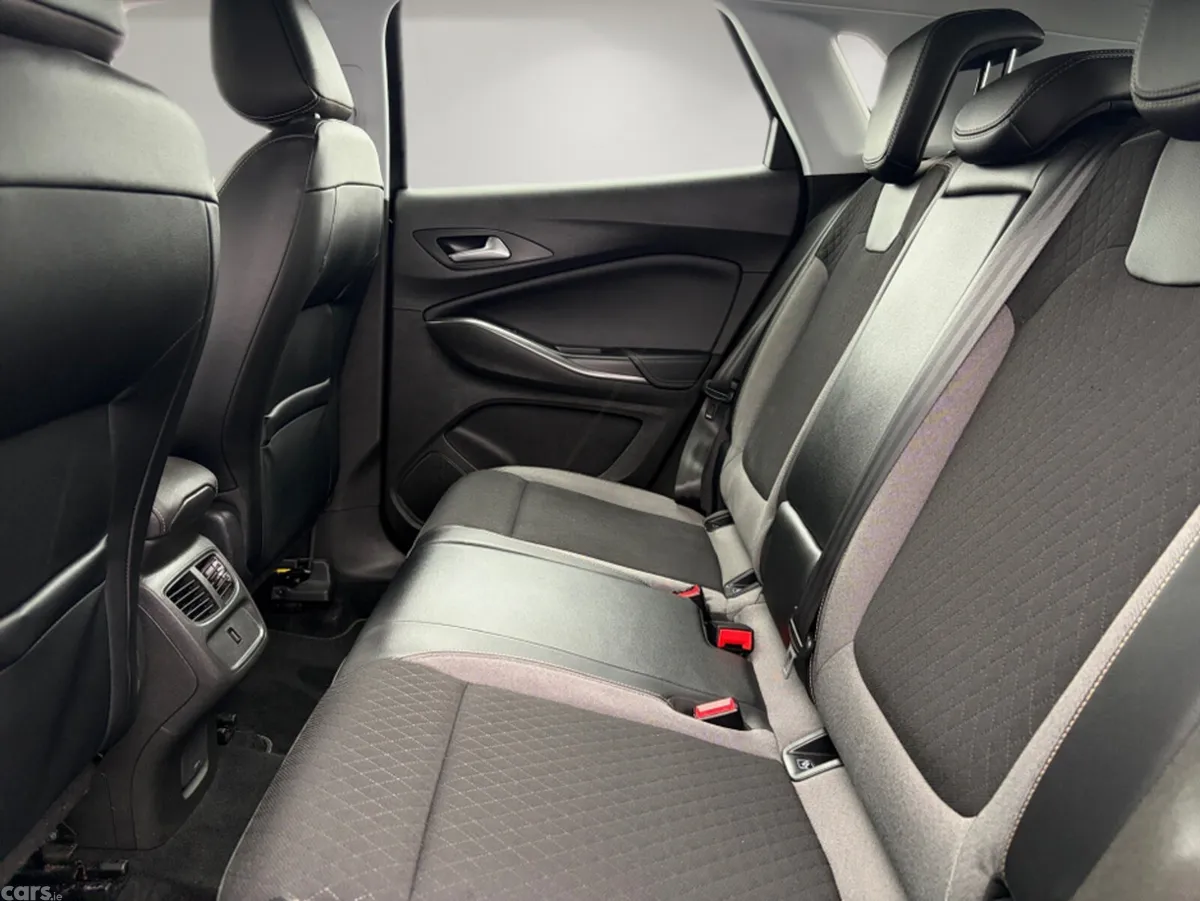 Opel Grandland X SUV, Diesel, 2019, Black