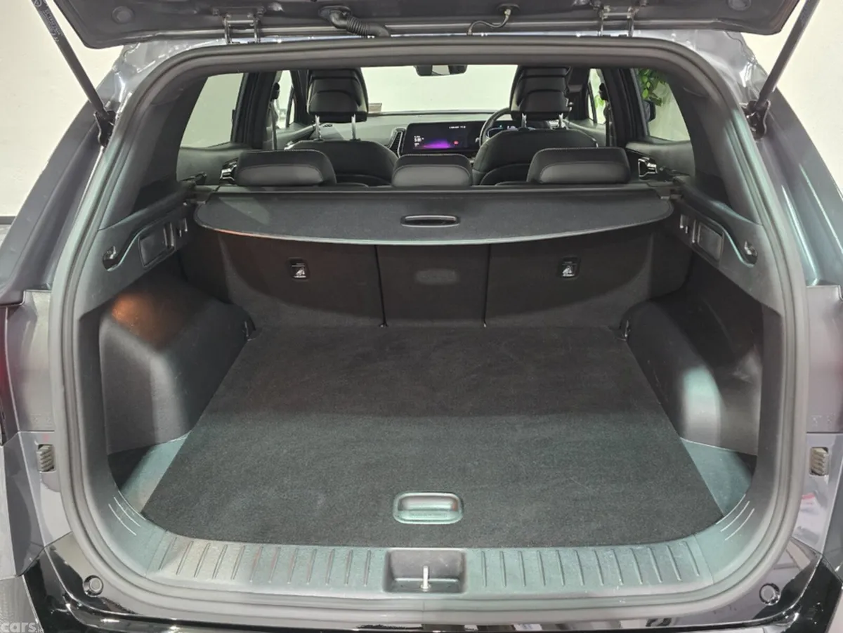 Kia Sportage SUV, Petrol Plug-in Hybrid, 2024, Grey