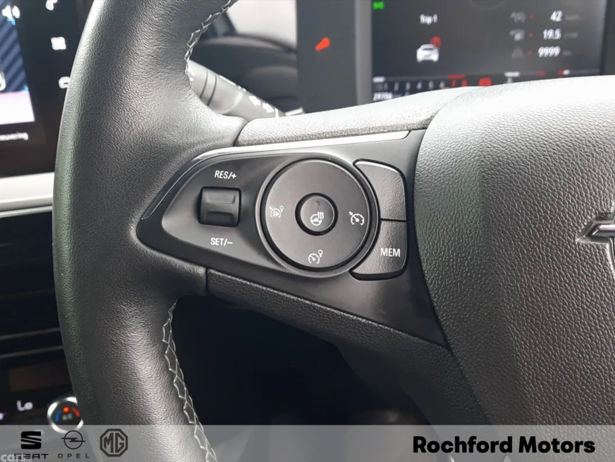 Opel Mokka MPV, Petrol, 2024, White