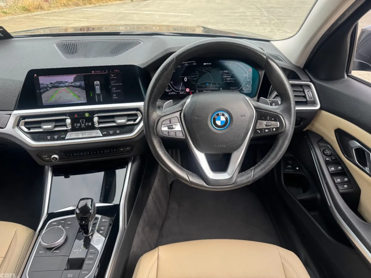 BMW 3-Series Estate, Petrol Plug-in Hybrid, 2021, Grey