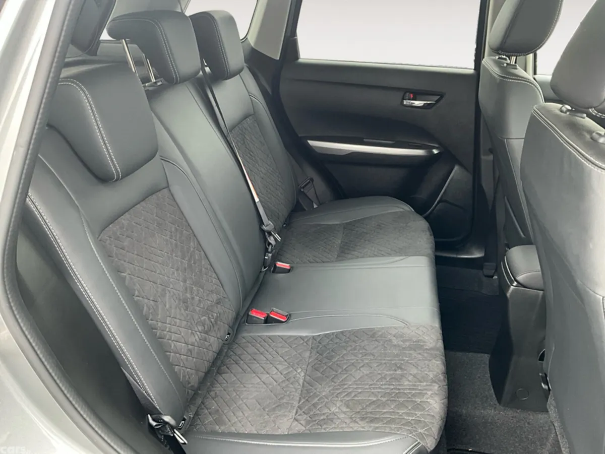 Suzuki Vitara SUV, Petrol, 2025, Grey