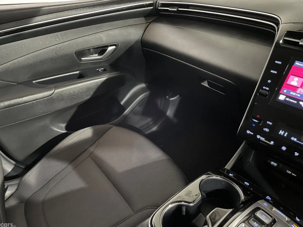 Hyundai Tucson MPV, Petrol Plug-in Hybrid, 2022, Black