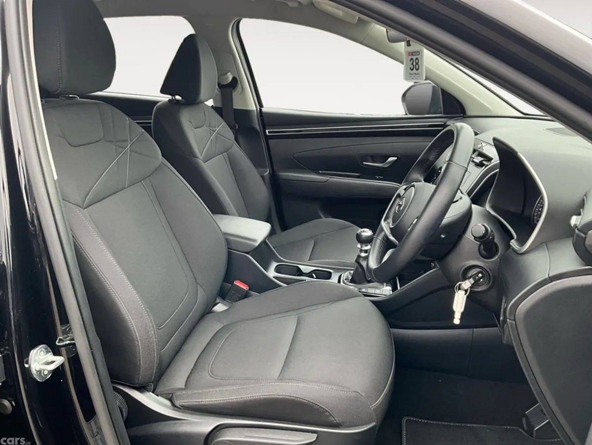 Hyundai Tucson MPV, Diesel, 2023, Black