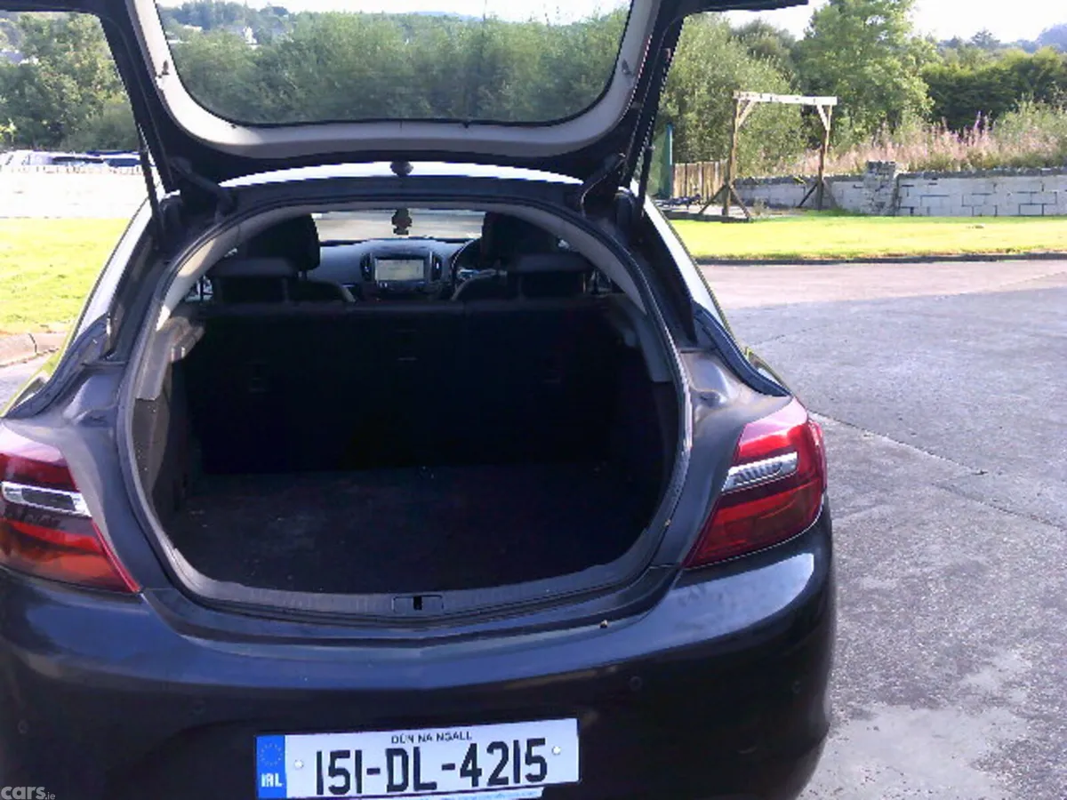 Vauxhall Insignia Hatchback, Diesel, 2015, Black