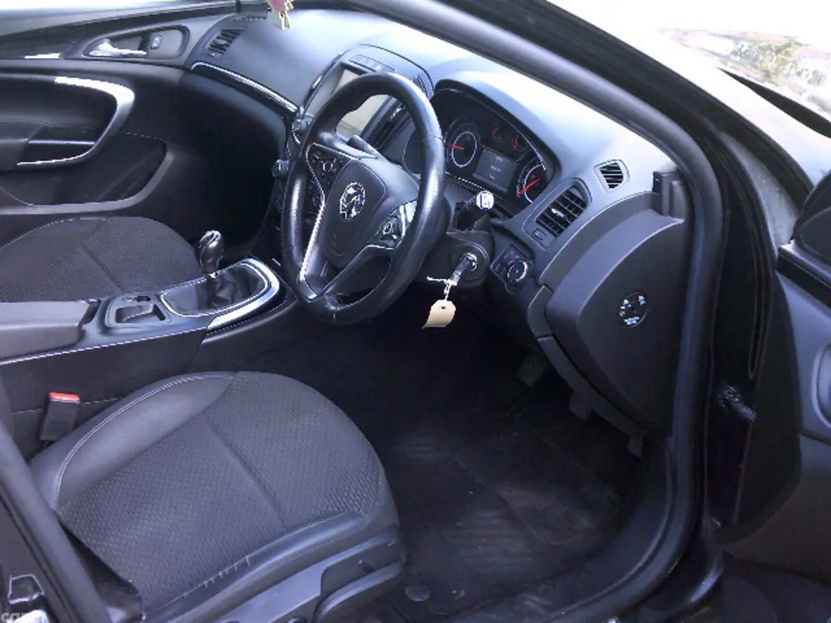 Vauxhall Insignia Hatchback, Diesel, 2015, Black