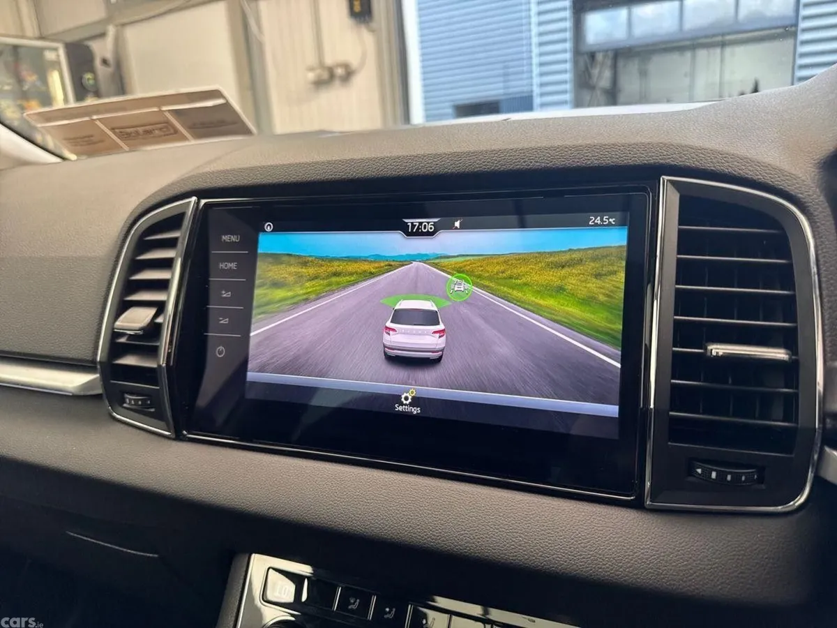 Skoda Karoq Estate, Diesel, 2021, Grey
