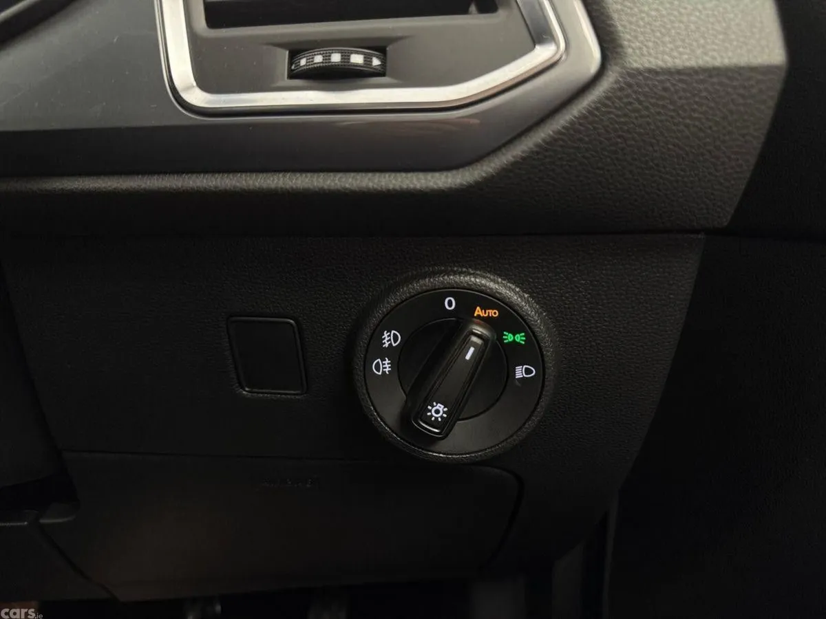 SEAT Ateca SUV, Diesel, 2025, White
