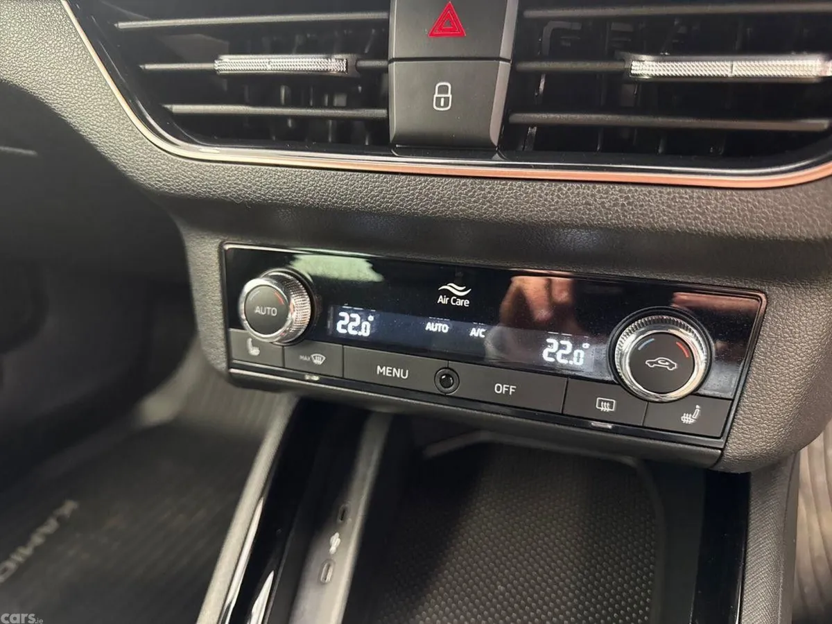 Skoda Kamiq Hatchback, Petrol, 2023, Red