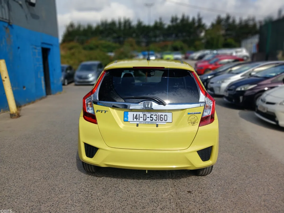Honda Fit Hatchback, Petrol Hybrid, 2014, Yellow