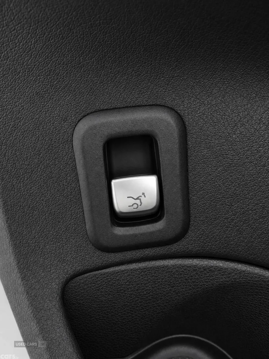 Mercedes-Benz C-Class , Petrol, 2016, White