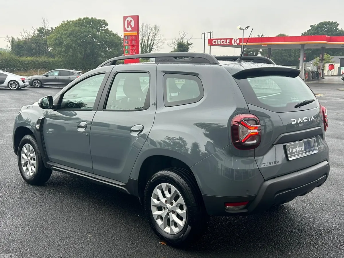 Dacia Duster SUV, Petrol, 2023, Grey