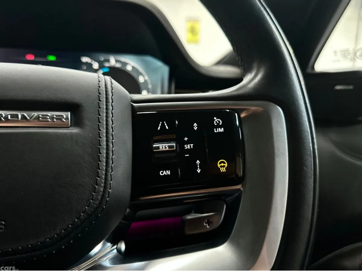 Land Rover Range Rover SUV, Petrol Plug-in Hybrid, 2023, Black