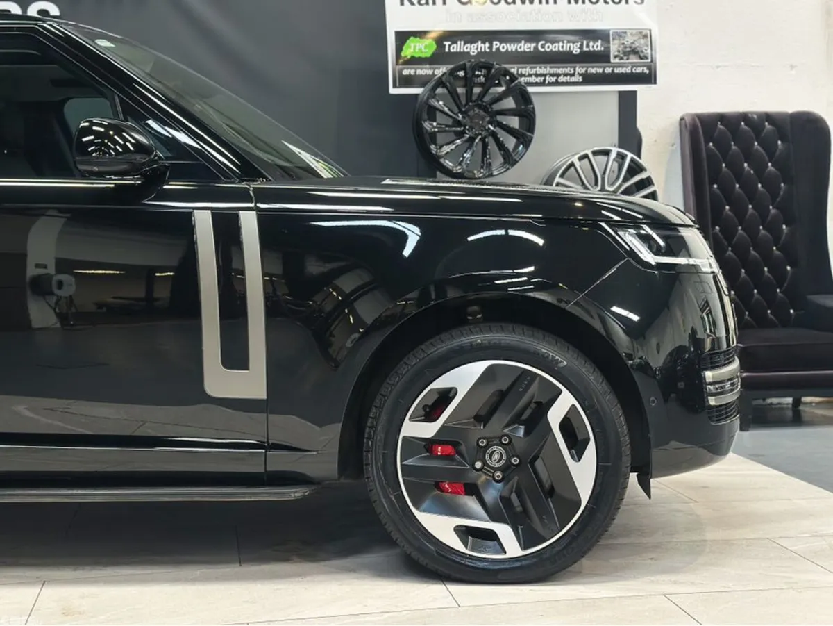 Land Rover Range Rover SUV, Petrol Plug-in Hybrid, 2023, Black