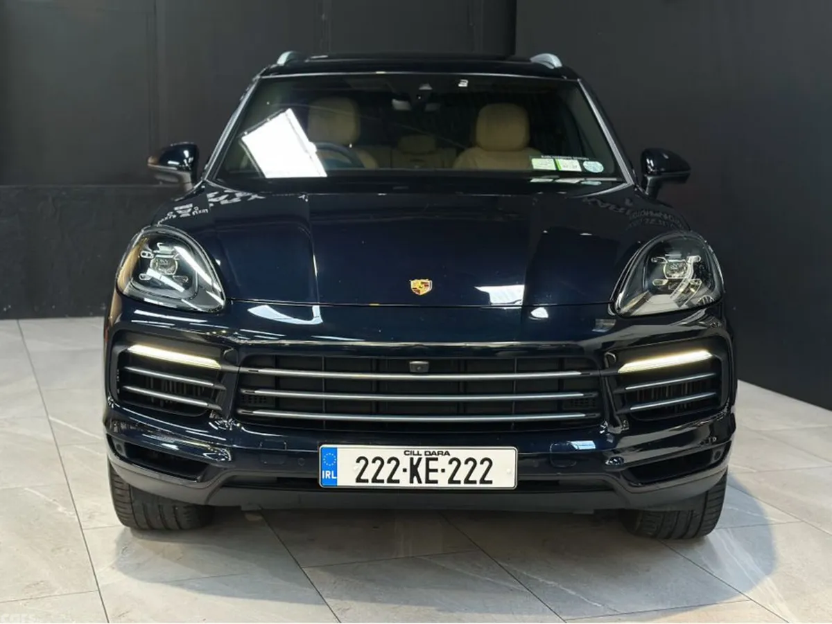 Porsche Cayenne SUV, Petrol Plug-in Hybrid, 2022, Blue