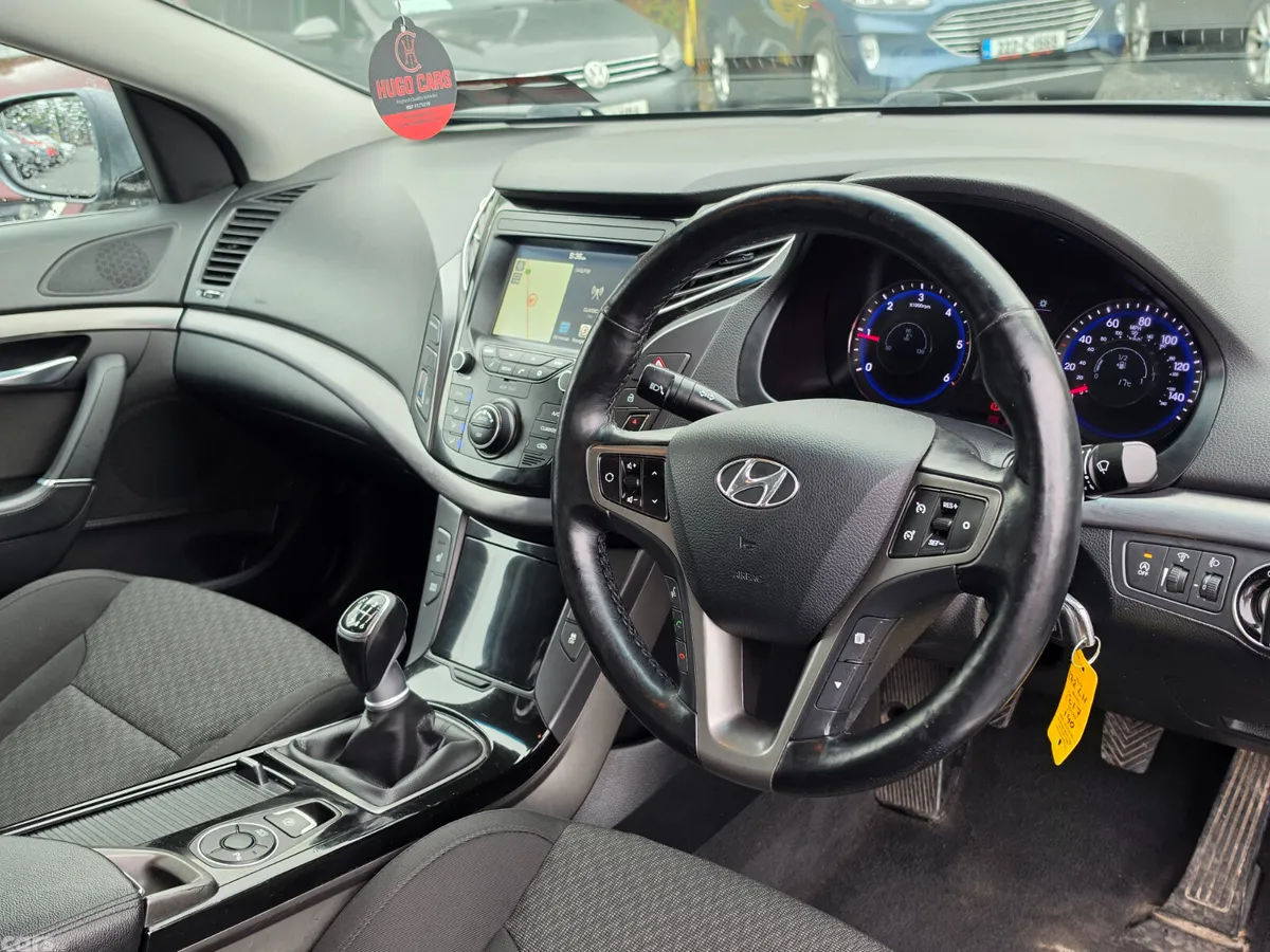 Hyundai i40 Saloon, Diesel, 2017, Silver