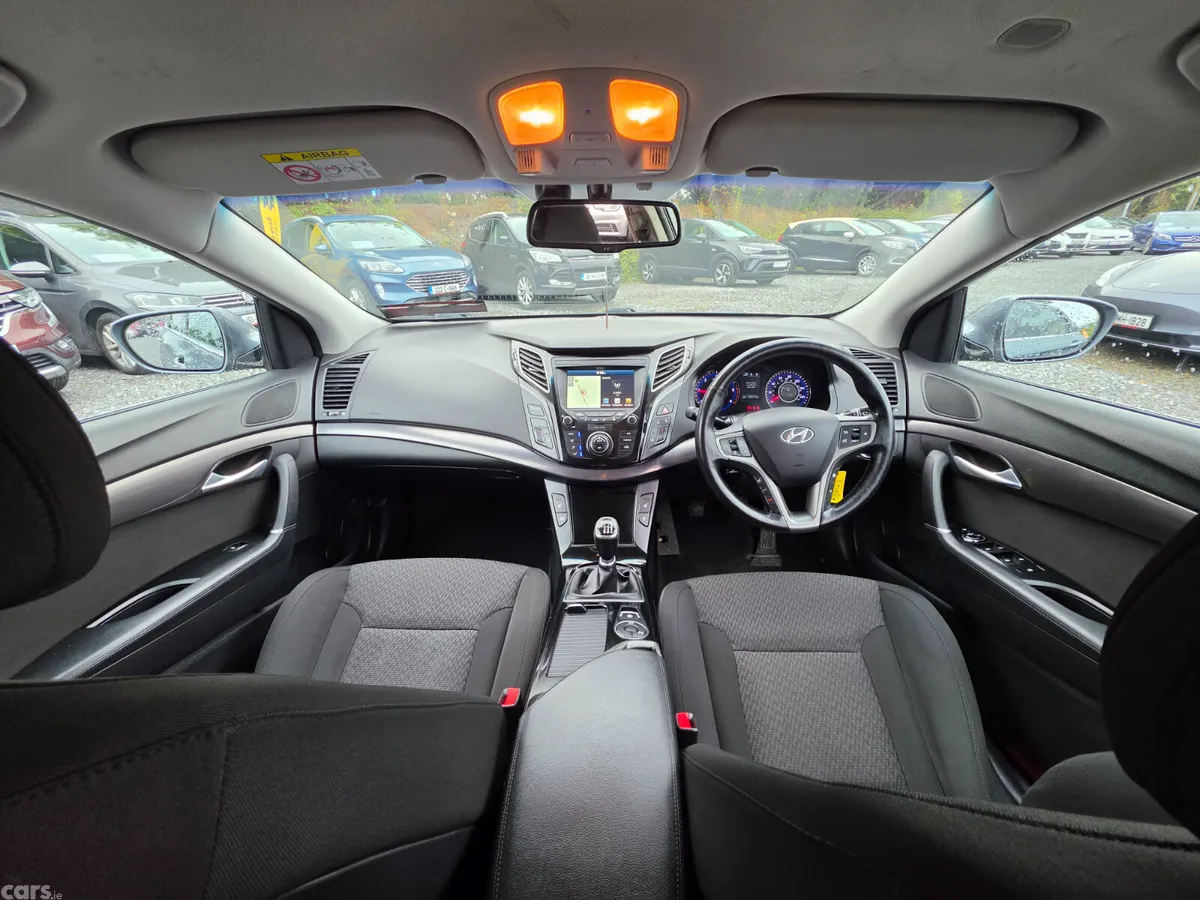 Hyundai i40 Saloon, Diesel, 2017, Silver