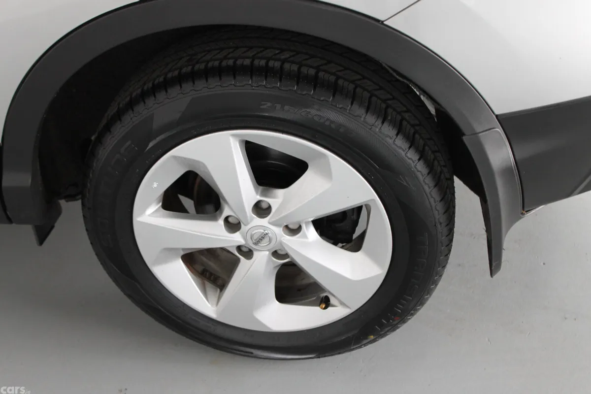 Nissan Qashqai MPV, Diesel, 2018, Grey