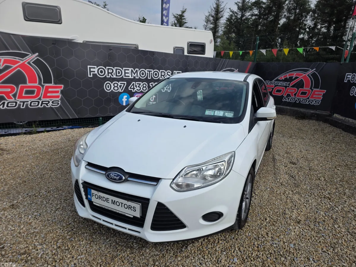 Ford Focus Hatchback, Diesel, 2014, White