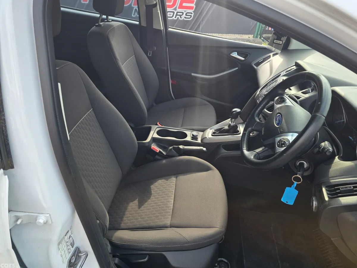 Ford Focus Hatchback, Diesel, 2014, White