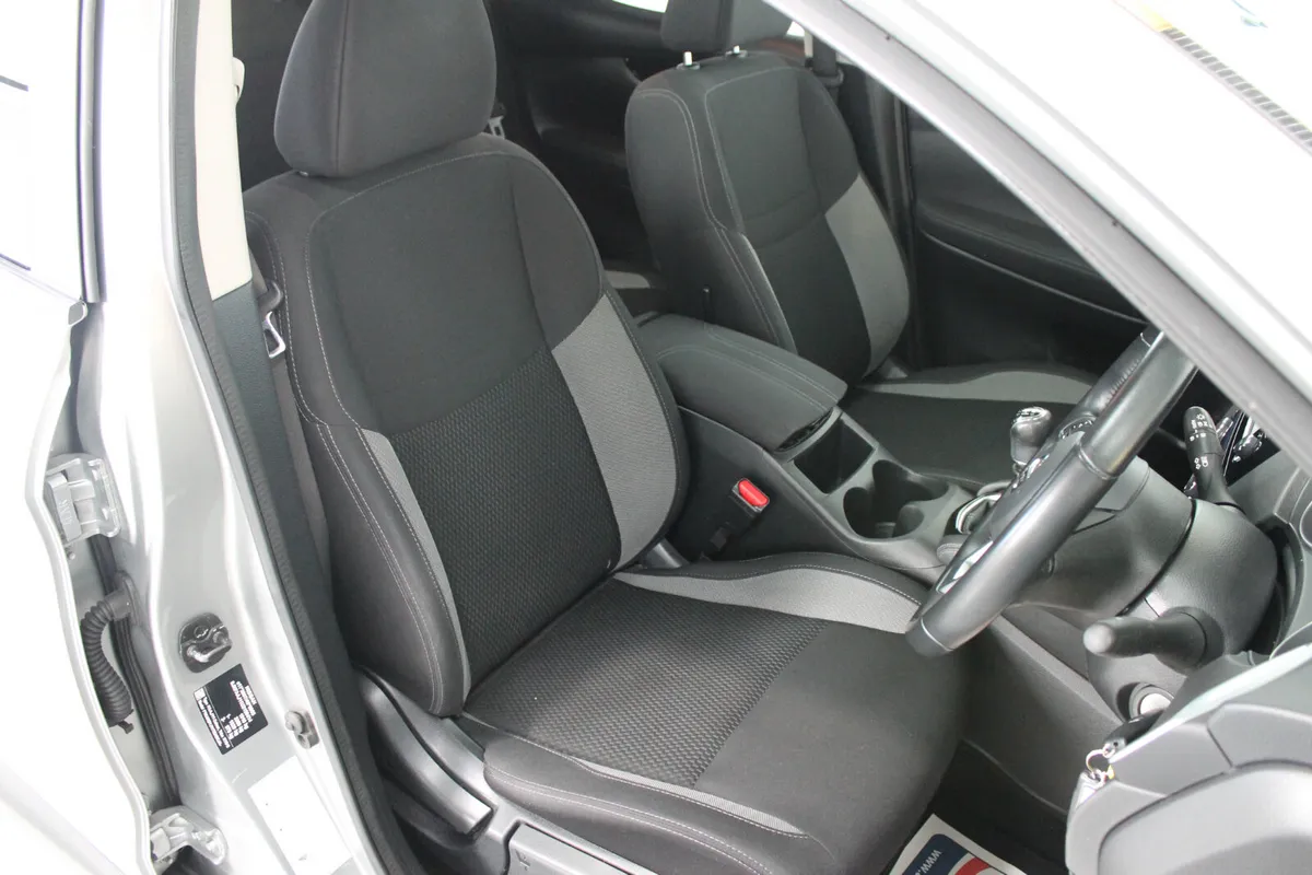 Nissan Qashqai MPV, Diesel, 2018, Grey
