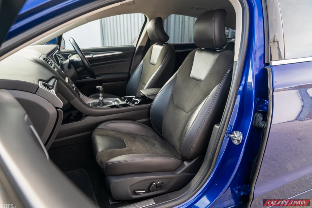 Ford Mondeo Hatchback, Diesel, 2017, Blue