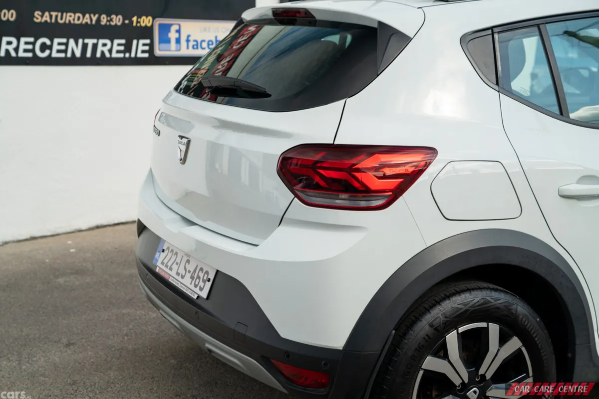 Dacia Sandero Stepway Hatchback, Petrol, 2022, White