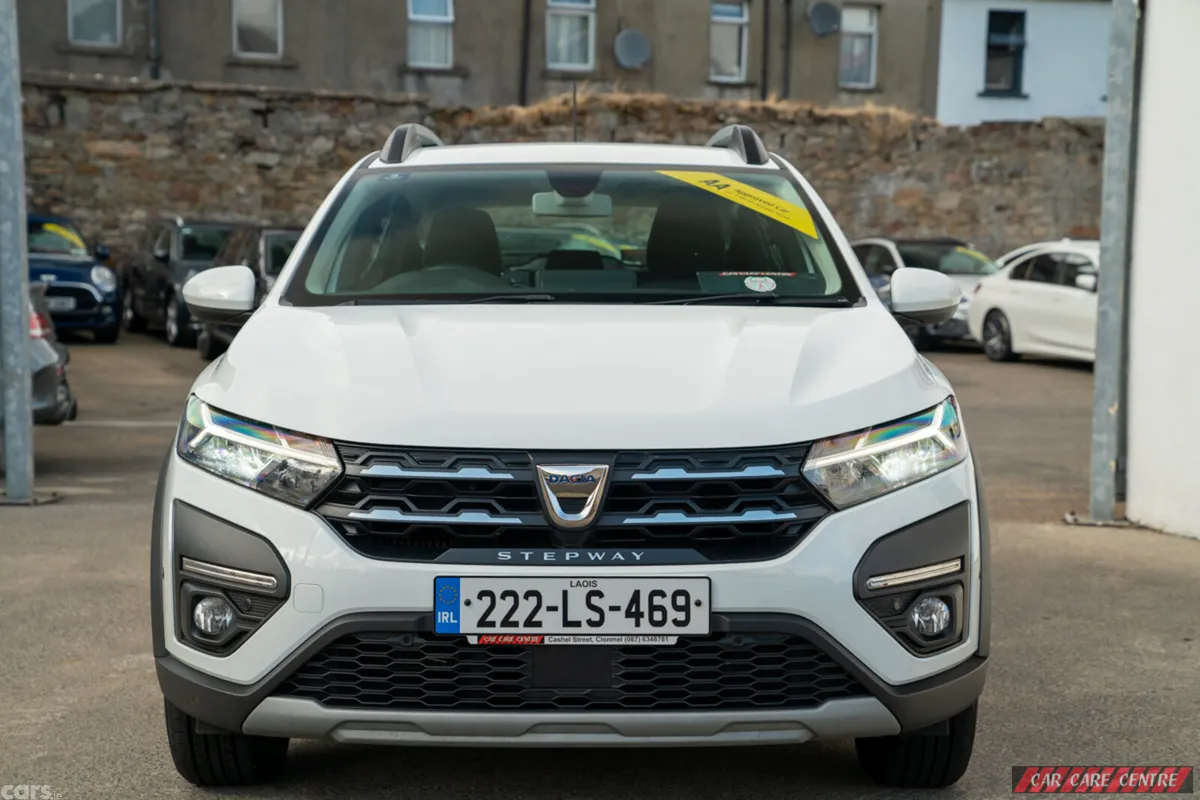 Dacia Sandero Stepway Hatchback, Petrol, 2022, White