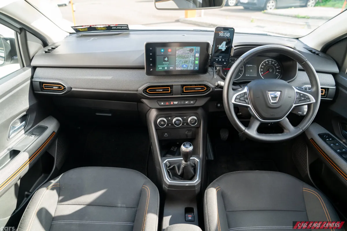 Dacia Sandero Stepway Hatchback, Petrol, 2022, White