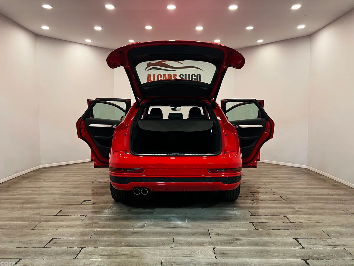 Audi Q3 SUV, Diesel, 2016, Red