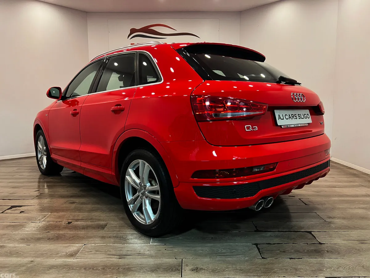 Audi Q3 SUV, Diesel, 2016, Red